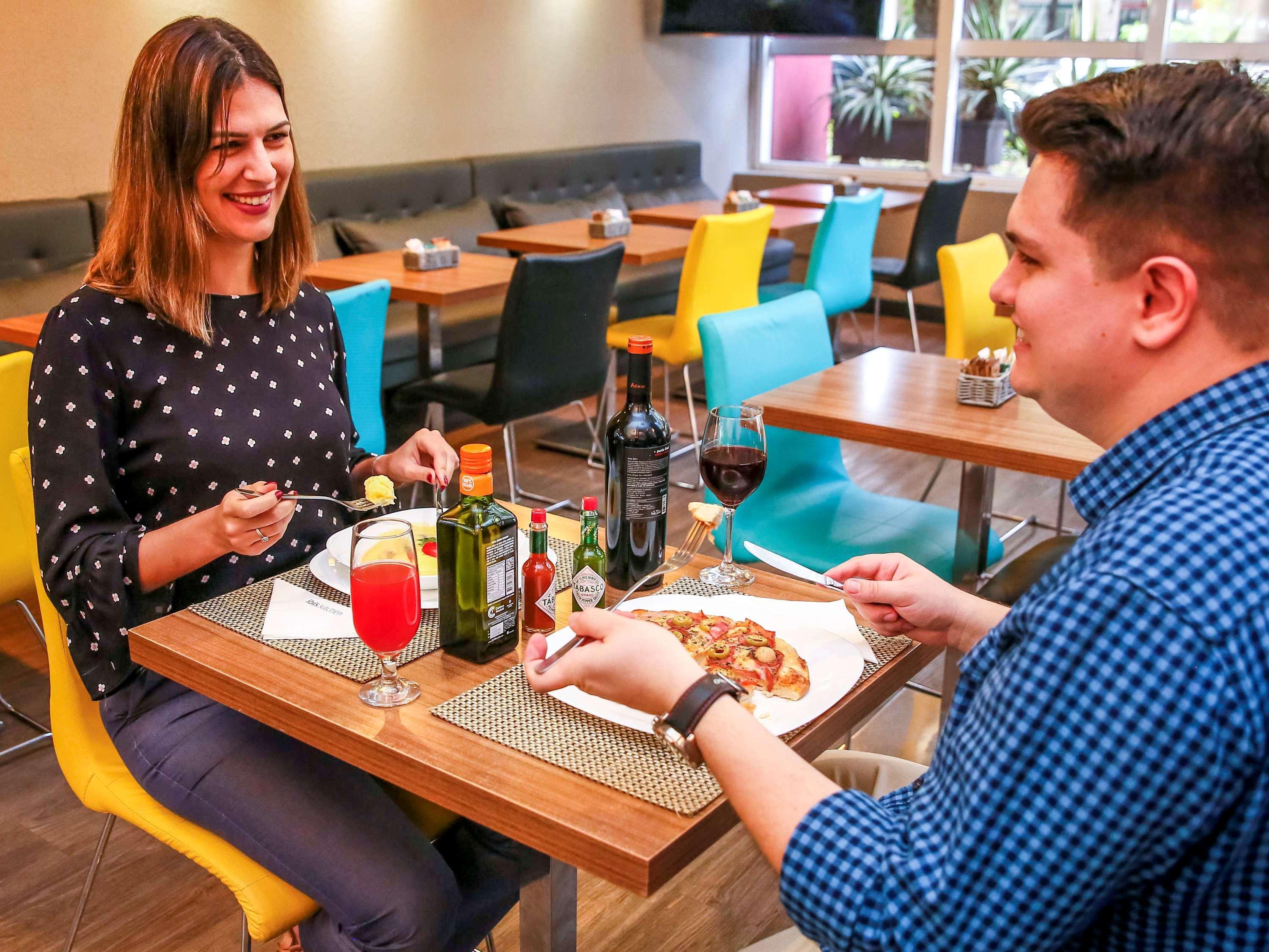 Hotel Ibis Maringá Zewnętrze zdjęcie