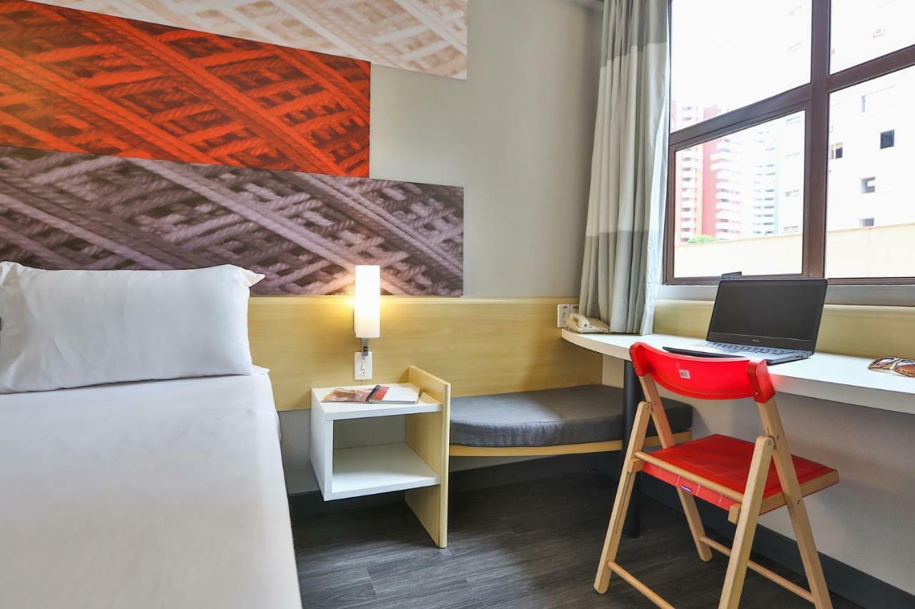 Hotel Ibis Maringá Zewnętrze zdjęcie