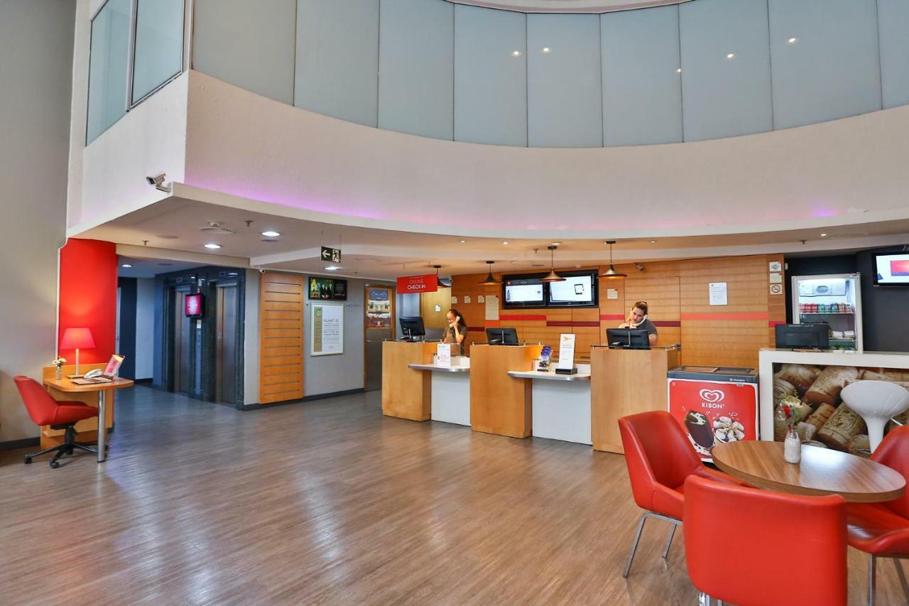 Hotel Ibis Maringá Zewnętrze zdjęcie